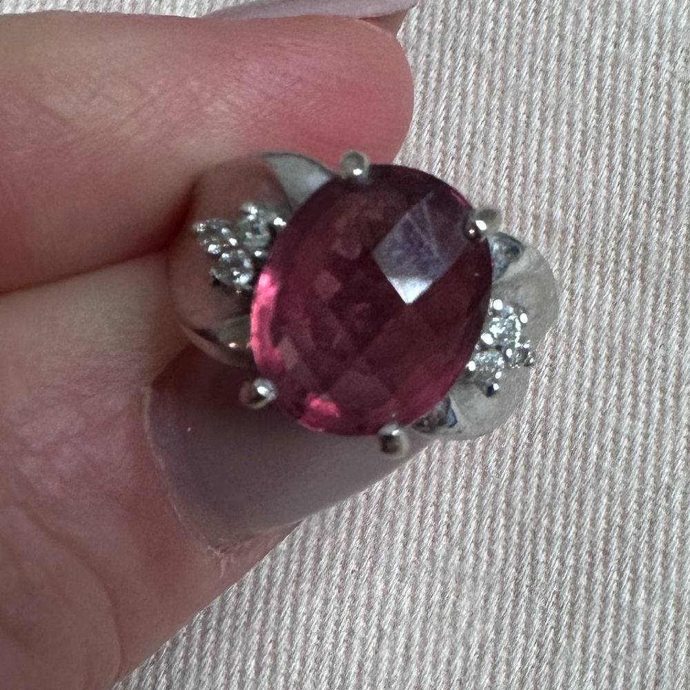 Stunning Pink Gemstone Silver Ring